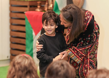 Avenue Park hosts an event dedicated to Palestine, aimed at gathering funds to aid Gaza. 